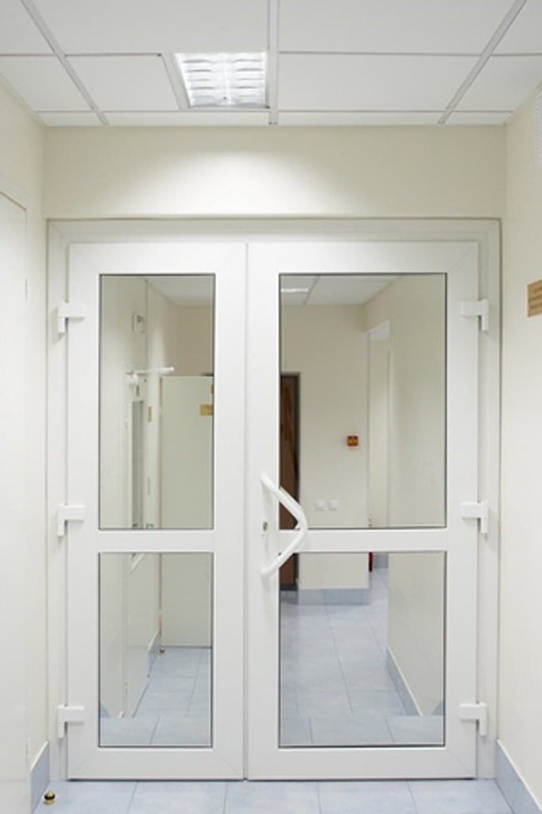 Металлопластиковые двери